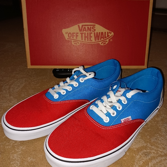 Vans - Picture 2 of 3